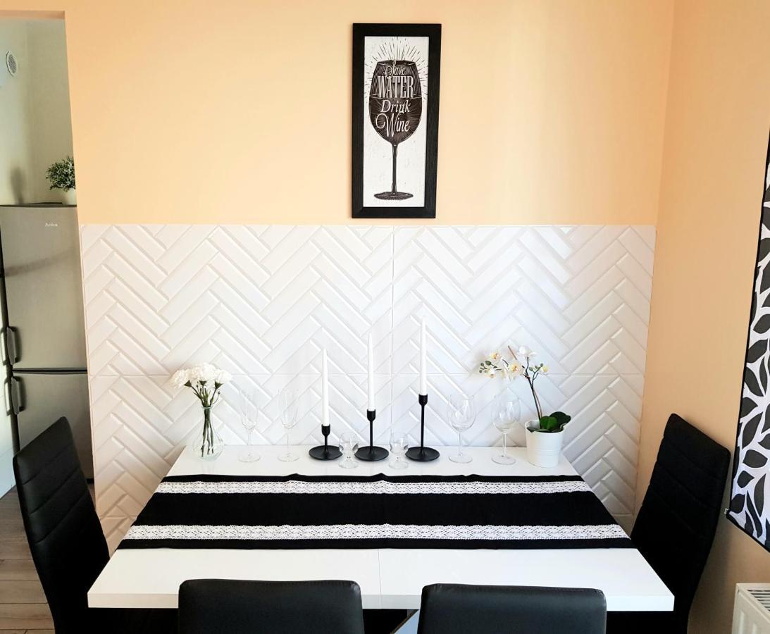 קרקוב Apartment Glamour Downtown Balcony מראה חיצוני תמונה